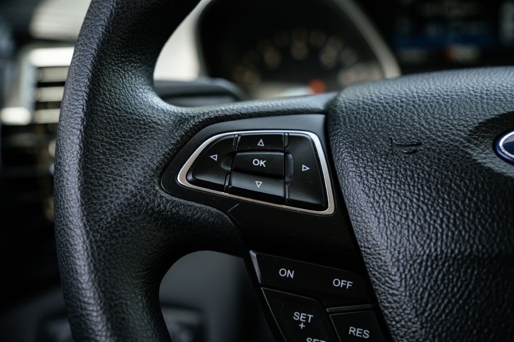 2017 Ford Escape Image 28