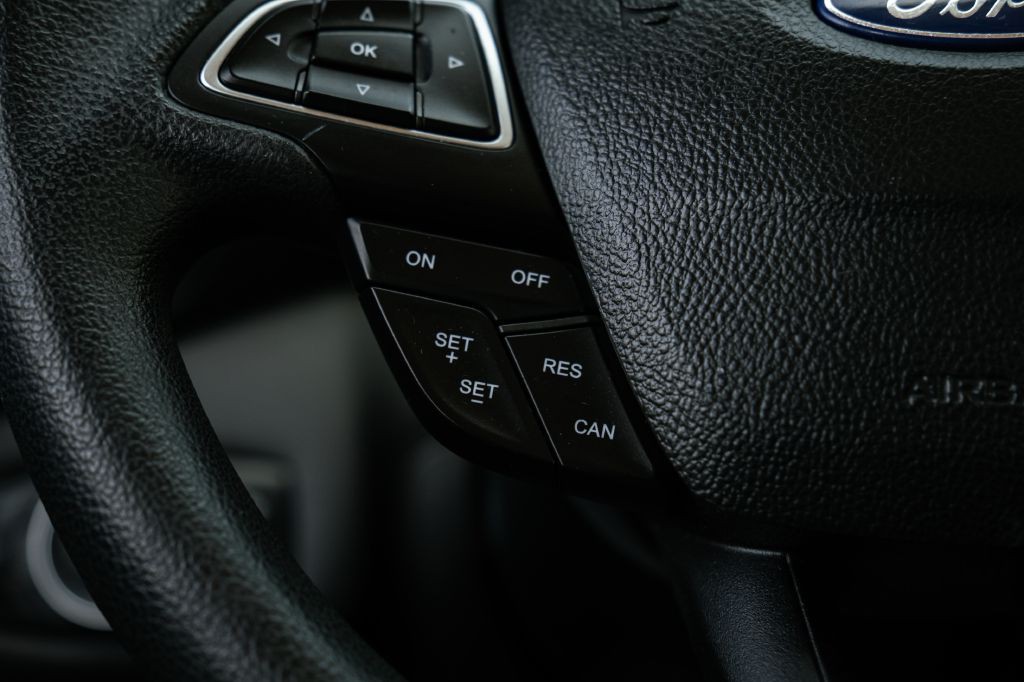 2017 Ford Escape Image 29