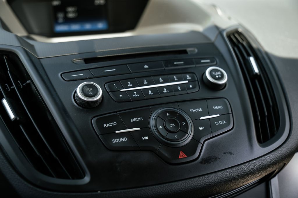 2017 Ford Escape Image 36