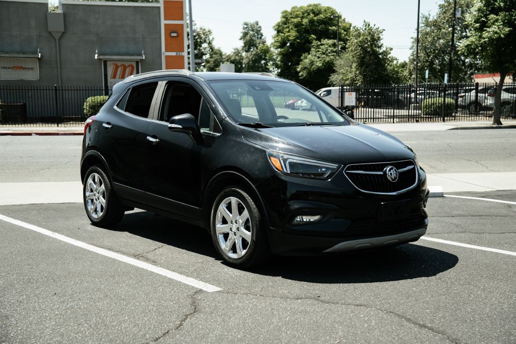 2017 Buick Enclave Image 2