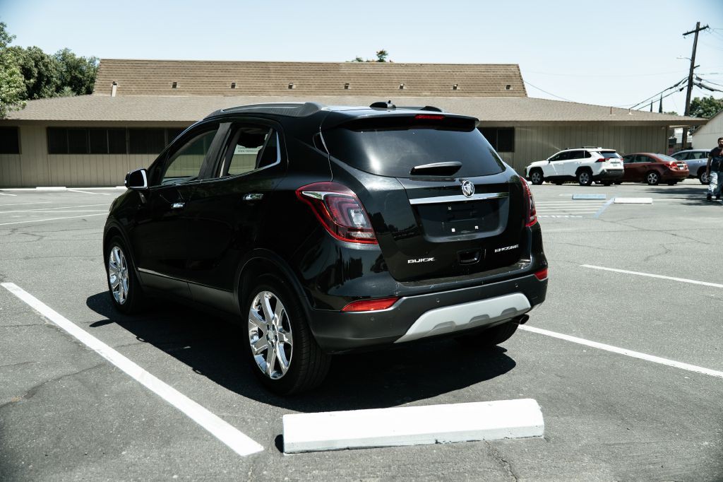 2017 Buick Enclave Image 7