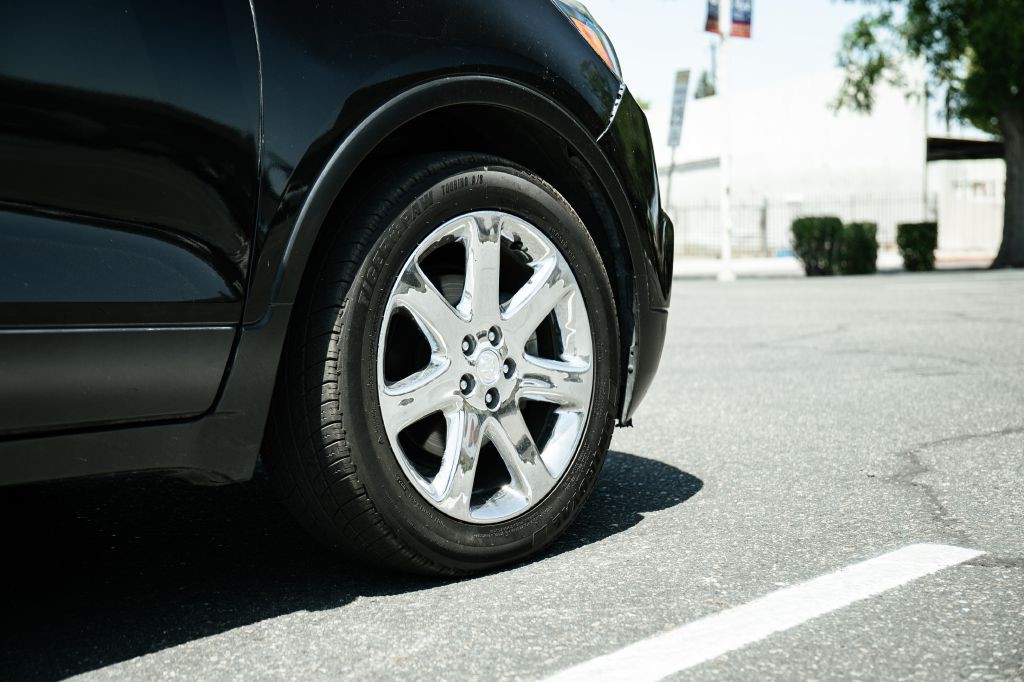 2017 Buick Enclave Image 13