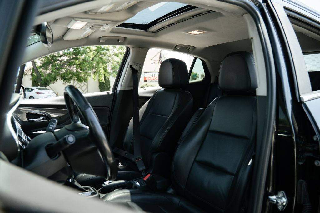2017 Buick Enclave Image 15