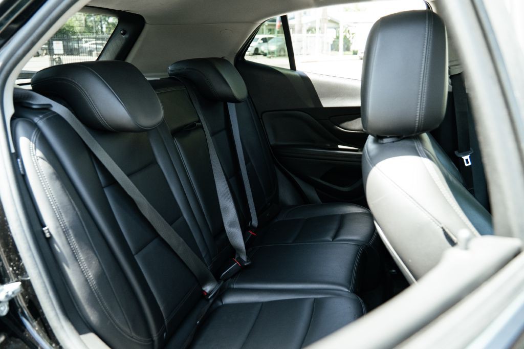 2017 Buick Enclave Image 22