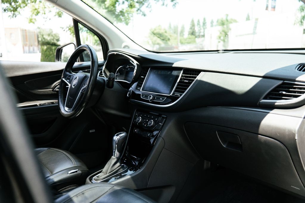 2017 Buick Enclave Image 23