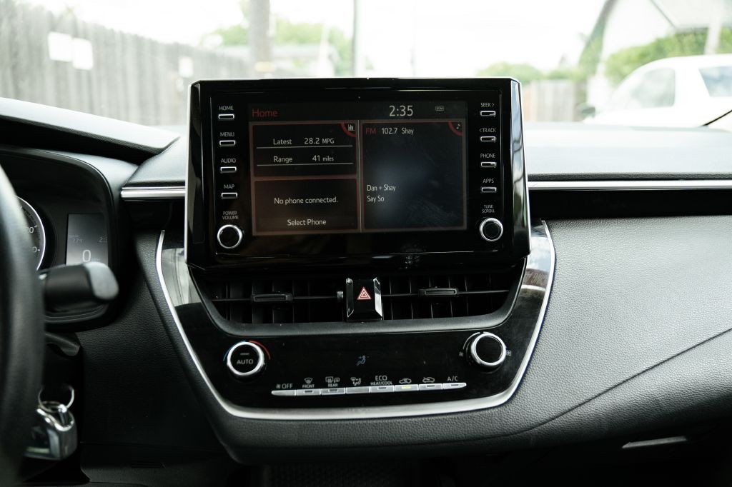 2020 Toyota Corolla Image 35