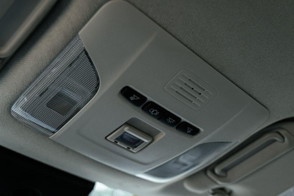 2020 Toyota Corolla Image 38