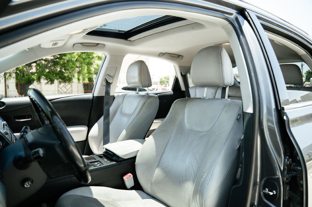 2013 Lexus RX Image 19