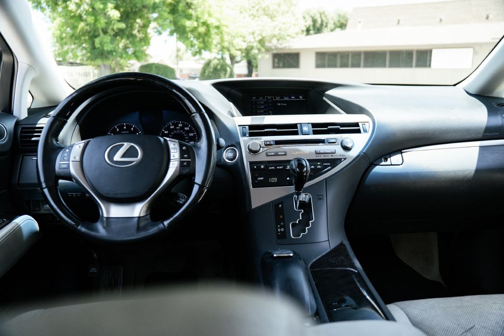 2013 Lexus RX Image 23