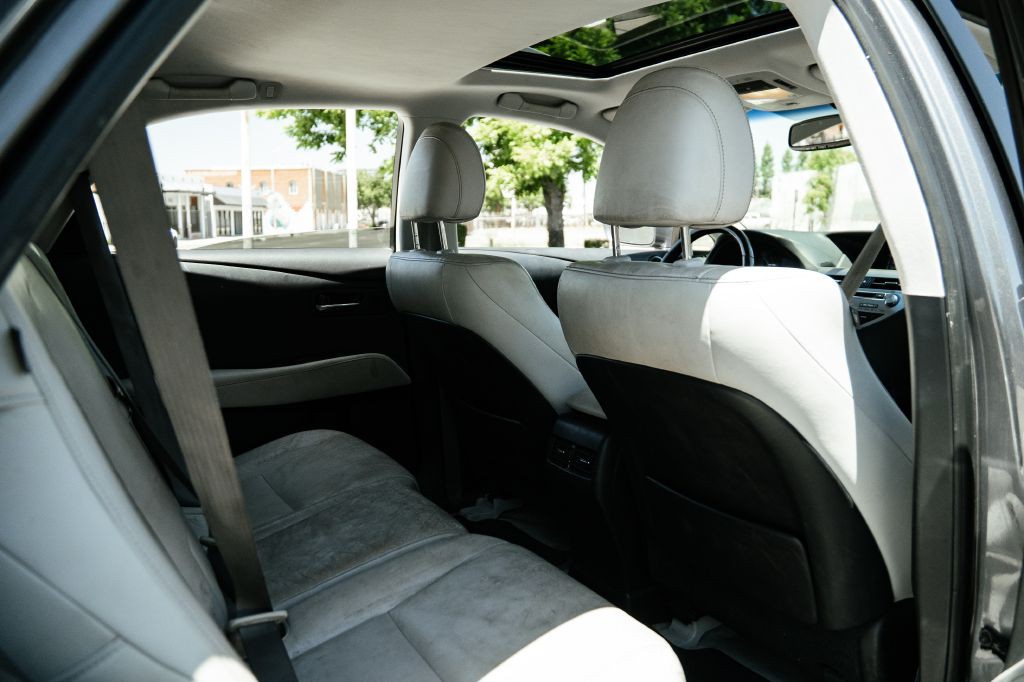 2013 Lexus RX Image 24