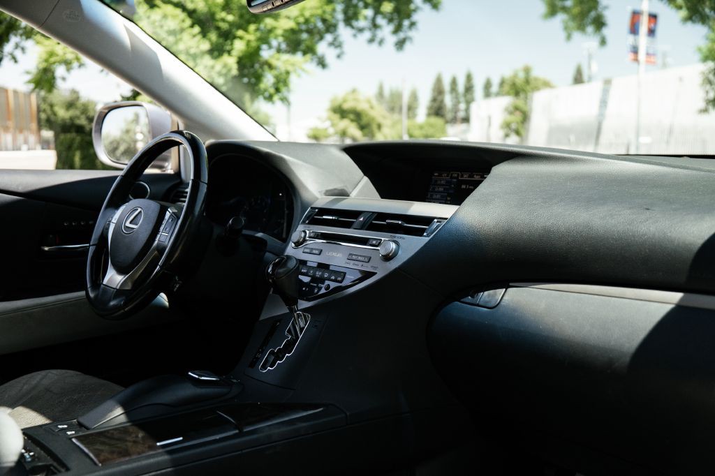 2013 Lexus RX Image 26
