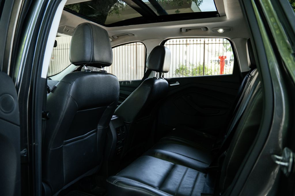 2016 Ford Escape Image 17