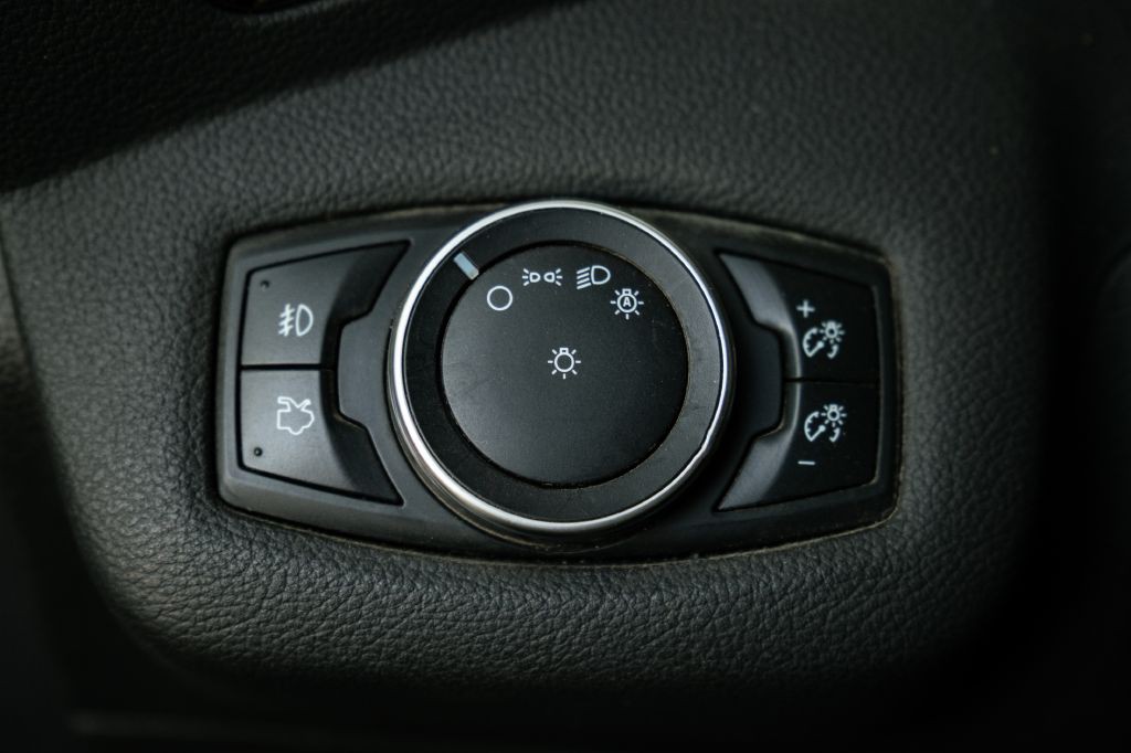 2016 Ford Escape Image 34