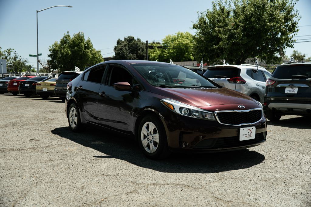 2018 Kia Forte Image 2