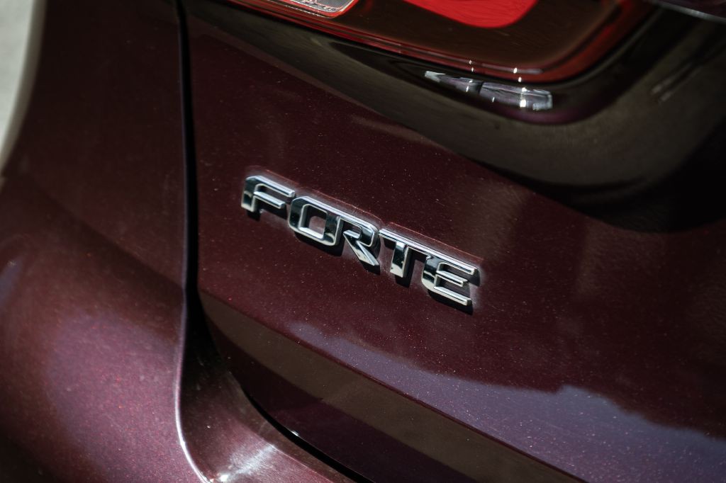 2018 Kia Forte Image 11