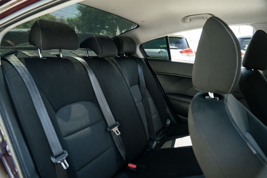 2018 Kia Forte Image 21
