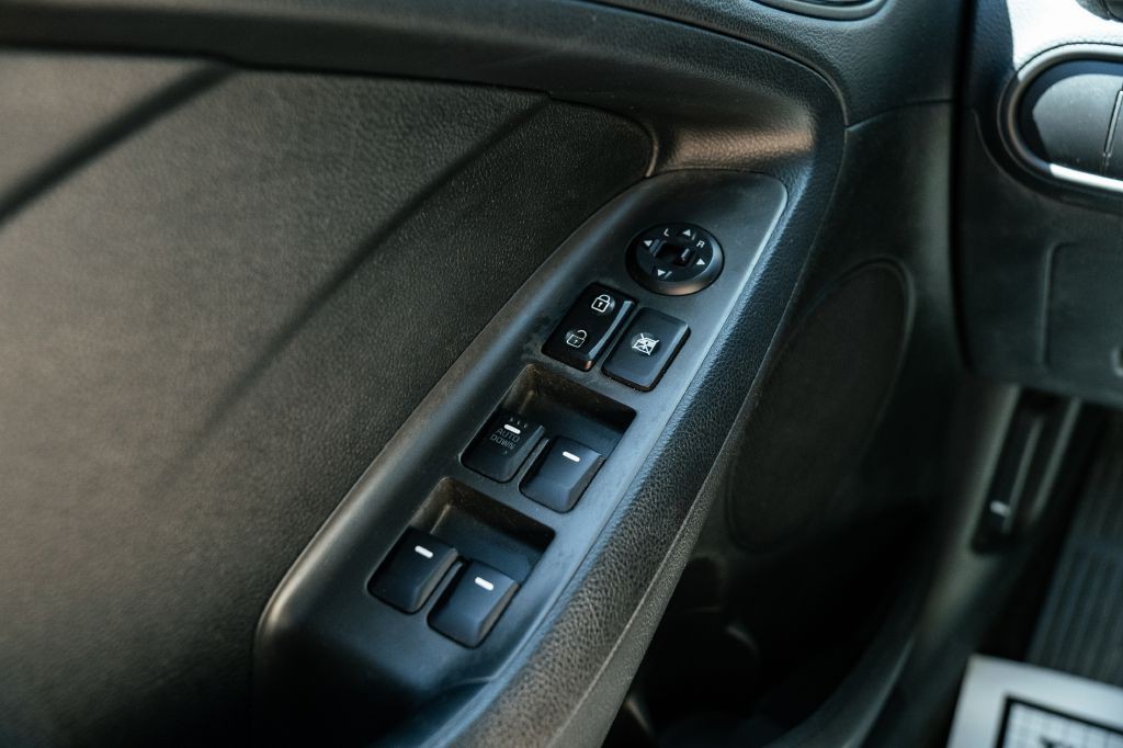 2018 Kia Forte Image 25