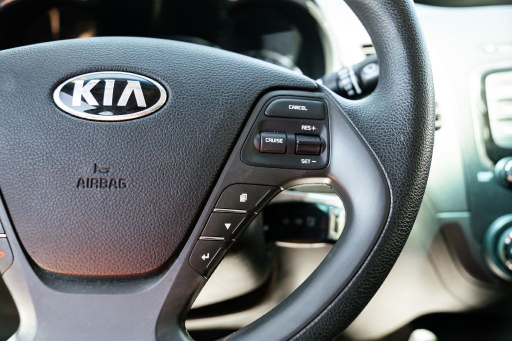 2018 Kia Forte Image 26