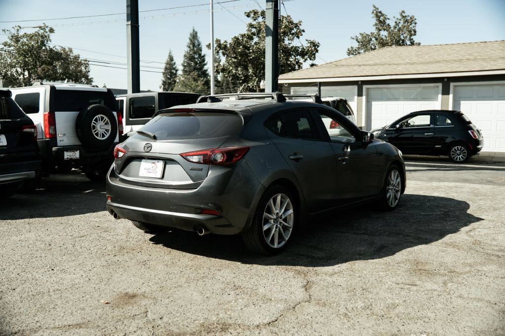 2017 Mazda Mazda3 Image 8