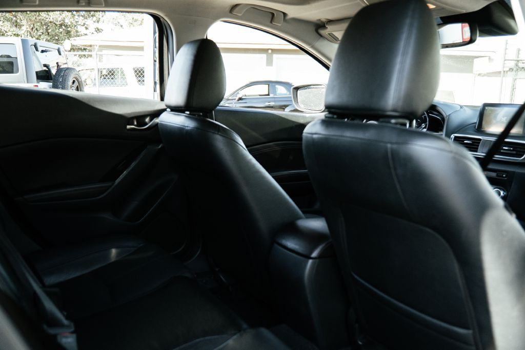2017 Mazda Mazda3 Image 20