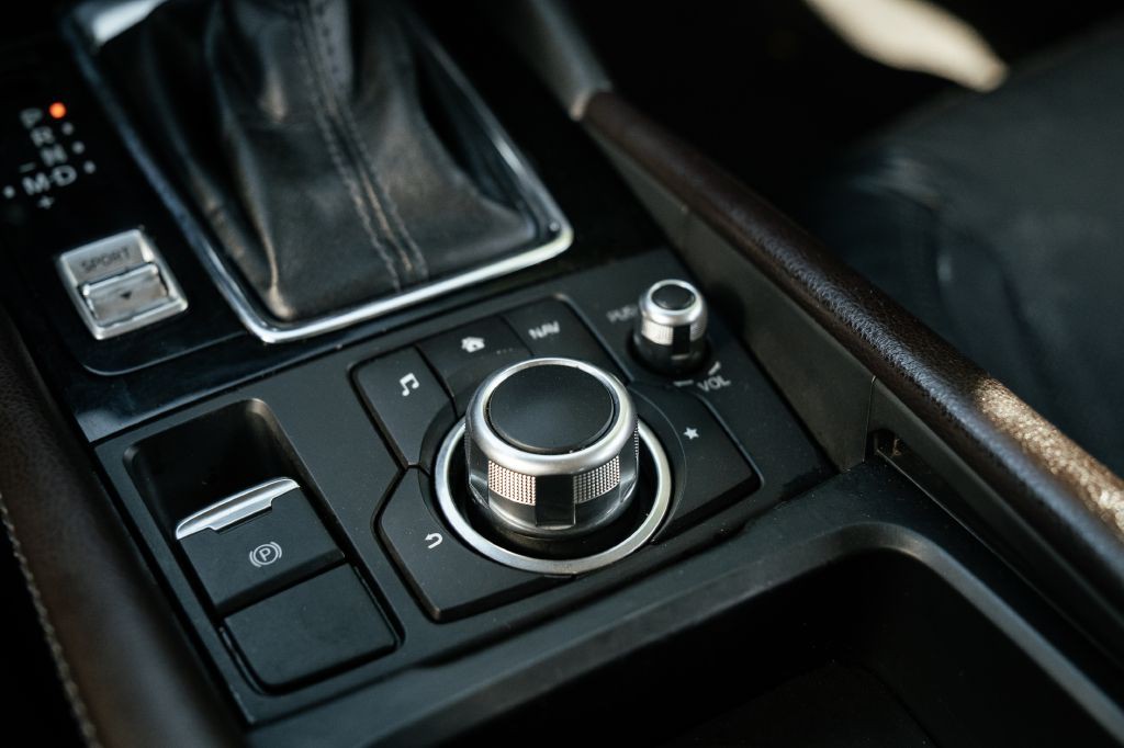 2017 Mazda Mazda3 Image 40