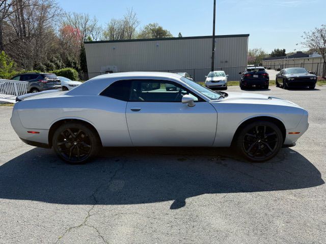 2019 Dodge Challenger Image 6