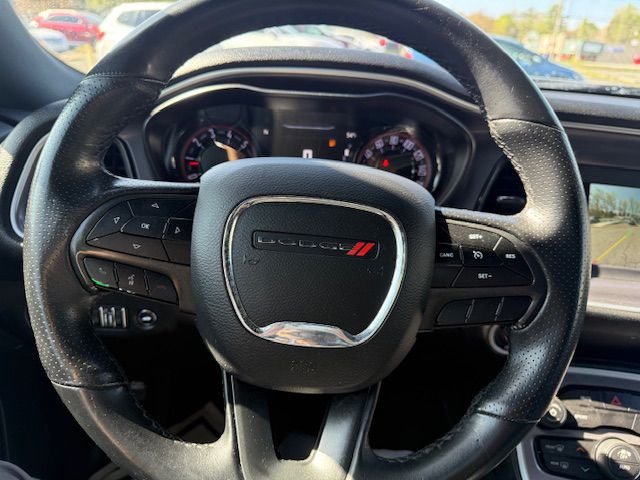 2019 Dodge Challenger Image 13