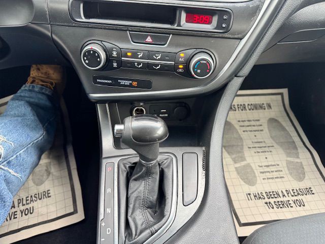 2015 Kia Optima Image 17