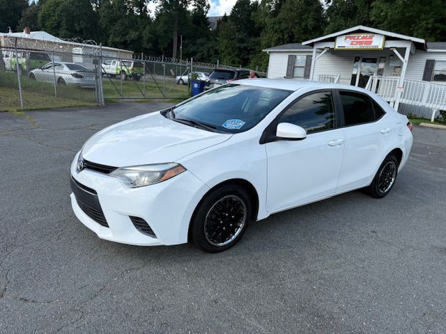 2016 Toyota Corolla Image 1