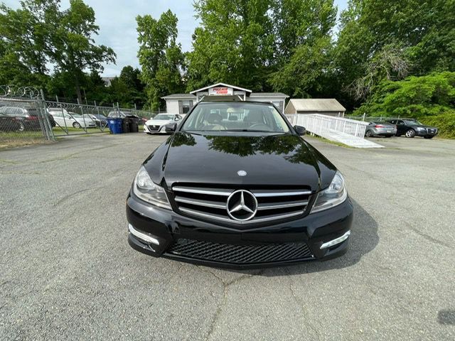 2014 Mercedes-Benz C-Class Image 2