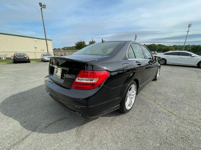2014 Mercedes-Benz C-Class Image 5