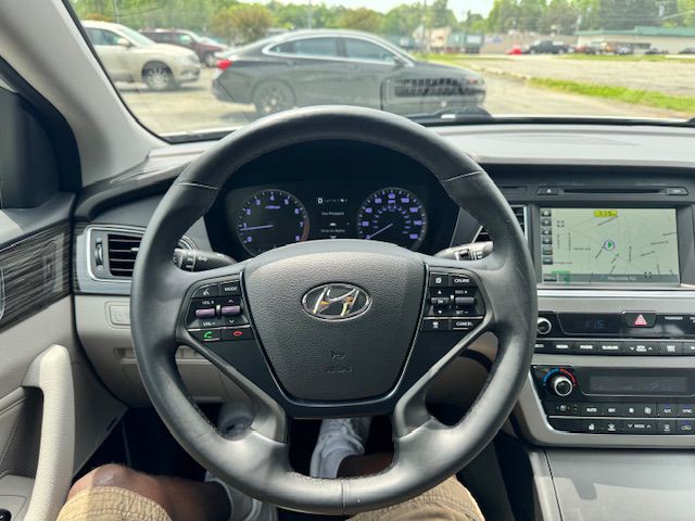 2015 Hyundai Sonata Image 13