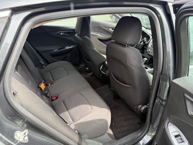 2018 Chevrolet Malibu Image 17