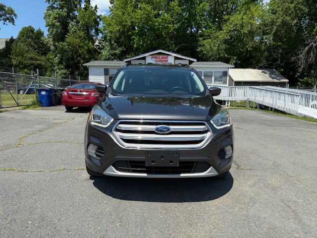 2018 Ford Escape Image 2