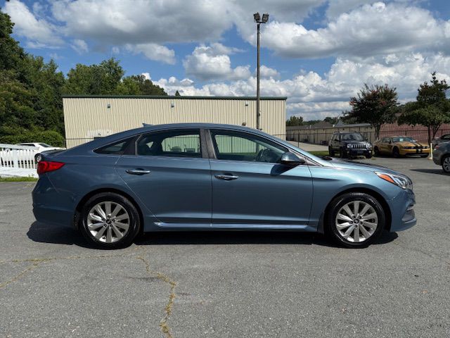 2015 Hyundai Sonata Image 4