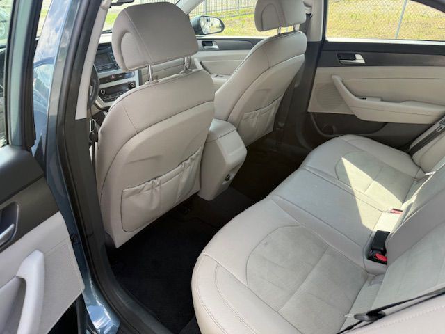 2015 Hyundai Sonata Image 10