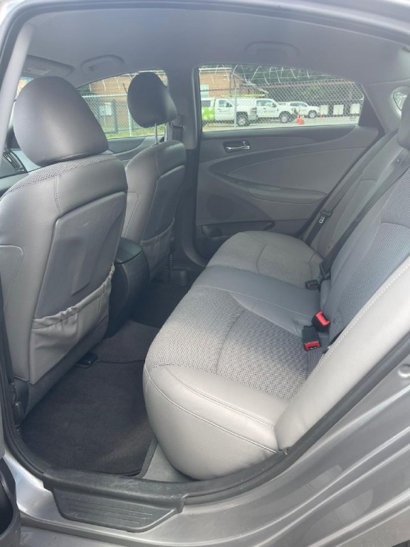 2013 Hyundai Sonata Image 11