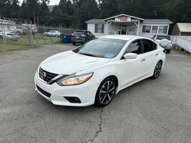 2018 Nissan Altima Image 1