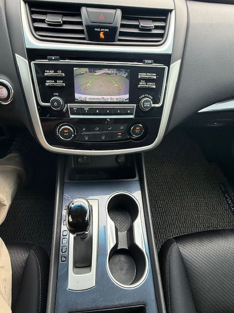 2018 Nissan Altima Image 13