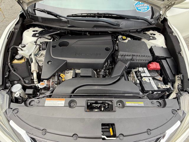 2018 Nissan Altima Image 17