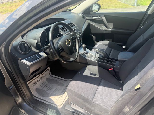 2010 Mazda Mazda3 Image 9