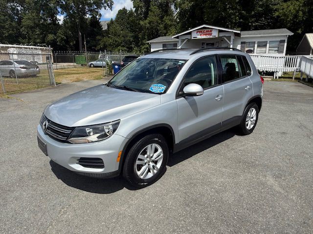 2015 Volkswagen Tiguan Image 1