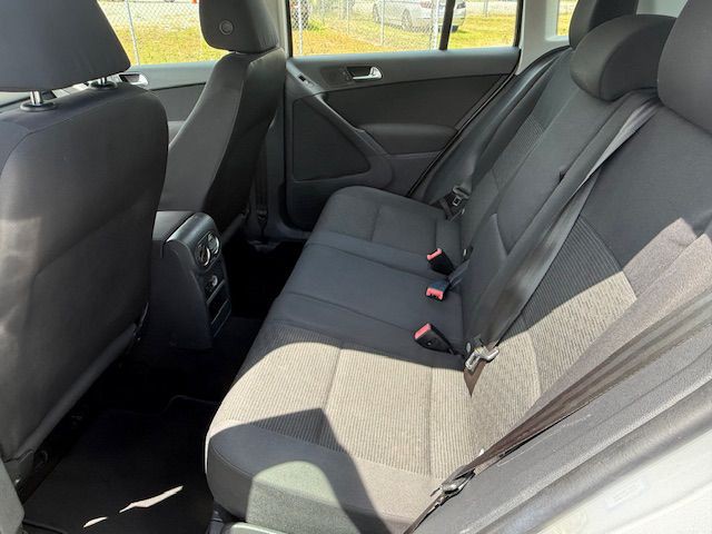 2015 Volkswagen Tiguan Image 10