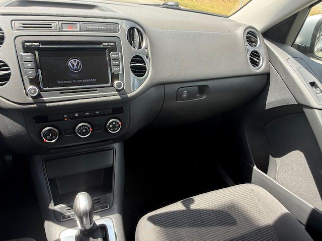 2015 Volkswagen Tiguan Image 12