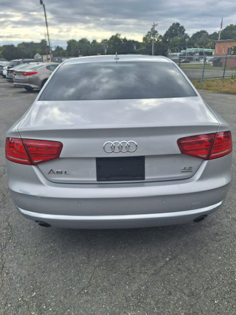 2012 Audi A8 Image 4