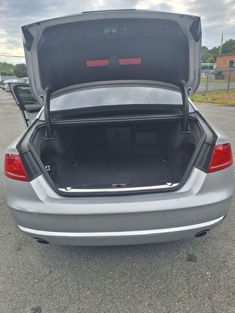 2012 Audi A8 Image 17