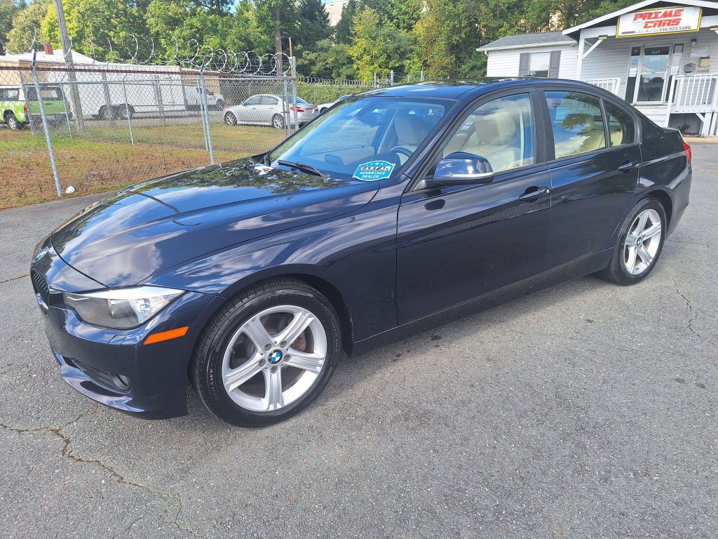 2013 BMW 3 Series Image 1