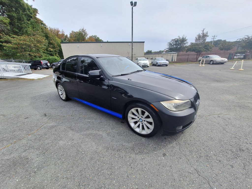 2010 BMW 3 Series Image 3