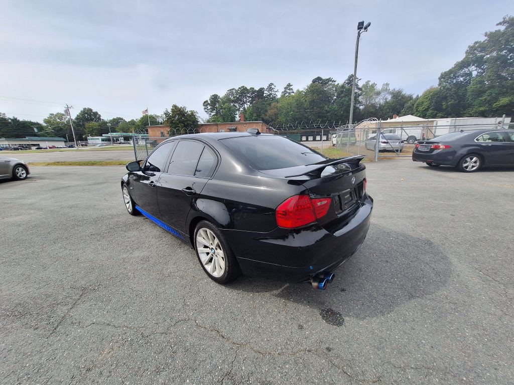 2010 BMW 3 Series Image 7