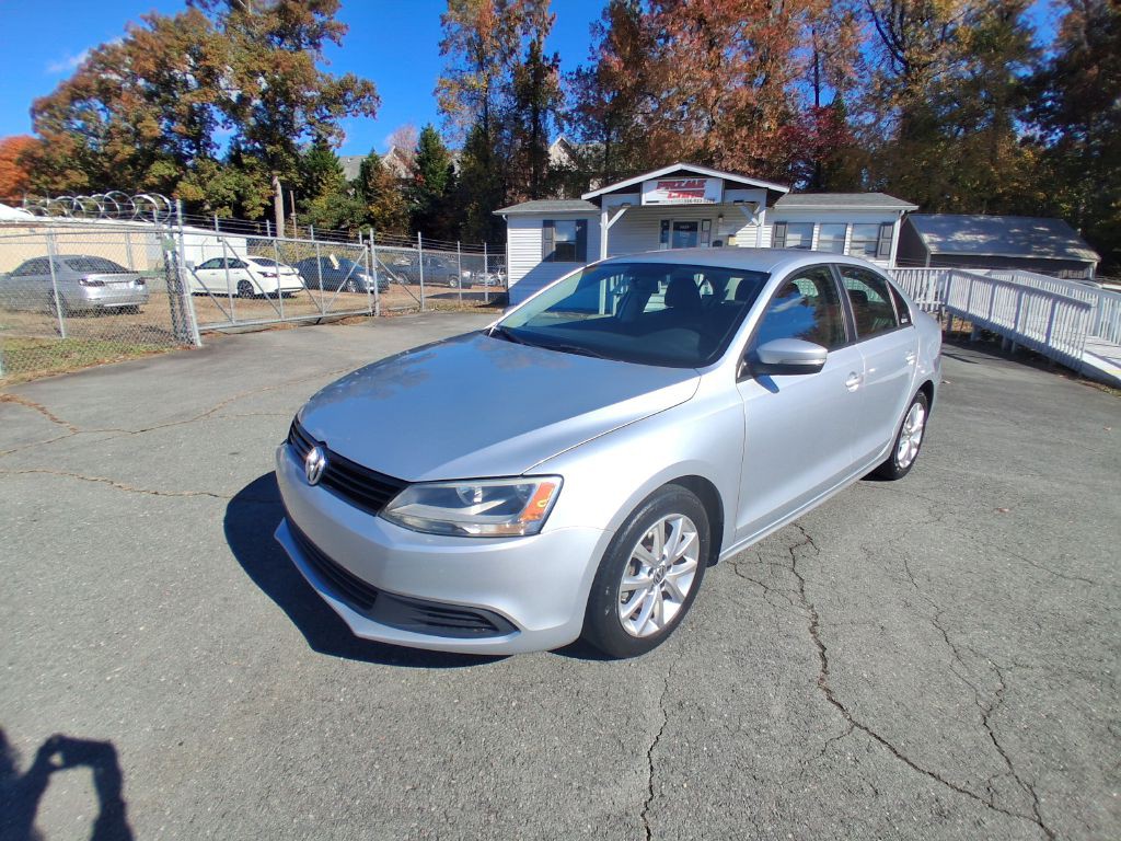 2012 Volkswagen Jetta Image 1